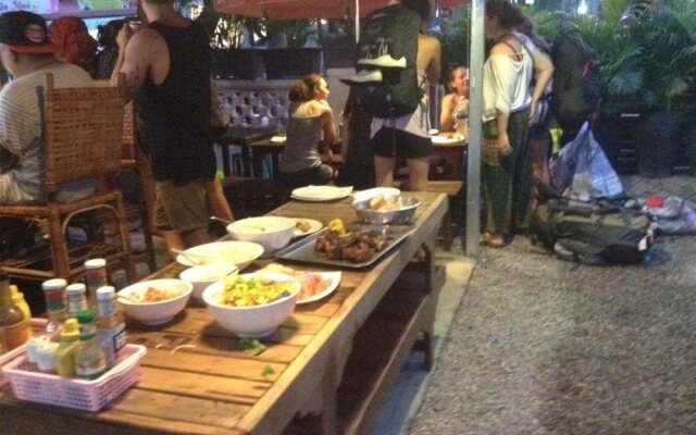 The Living Quarters Hostel 543