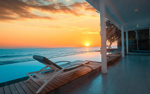Air Sanih Beach Villa