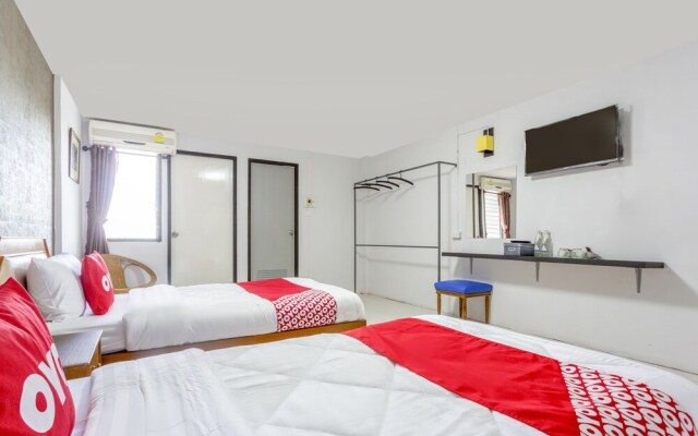 Siam Lanna Grand Hotel by OYO Rooms