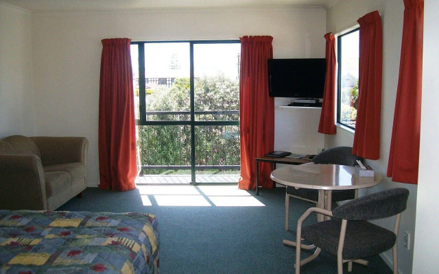 Cedar Court Motel