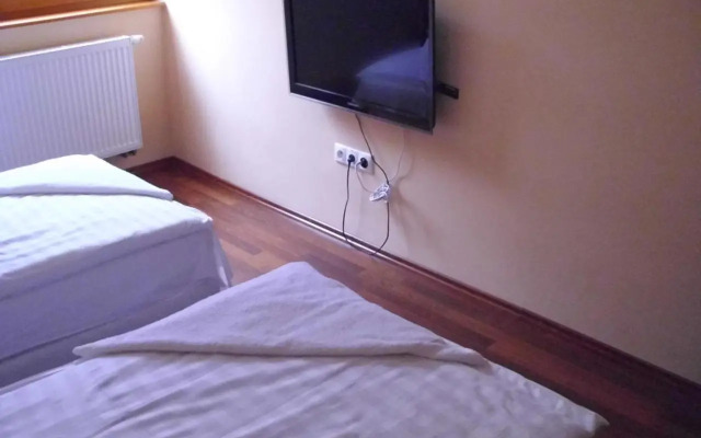 Guest House Mladosť