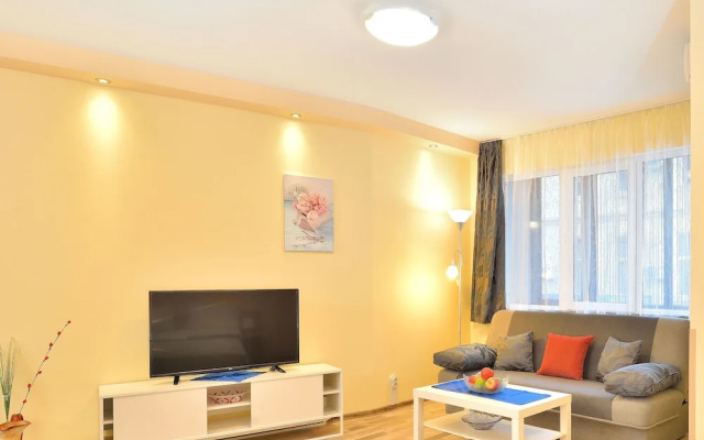 Central Studio 2