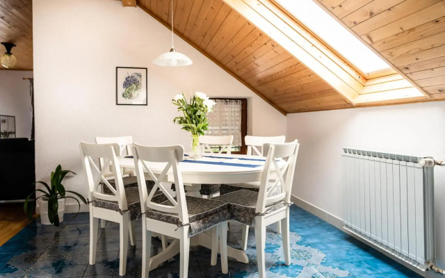 Apartments & Rooms Florjana