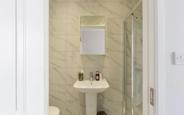 Austin David Apartment Harrow