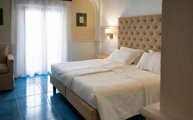 Arathena Rocks Hotel