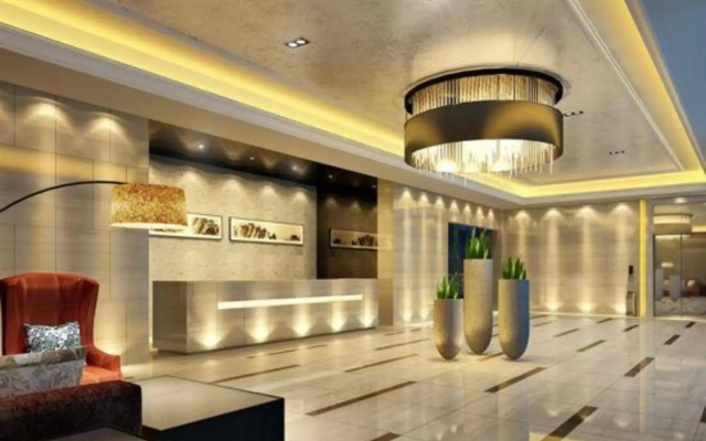 Sunshine Beach Holiday Hotel