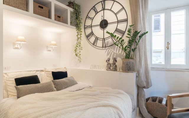 Navona Luxury & Charming Apartment