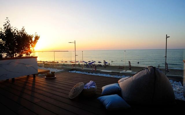 Dyo Suites