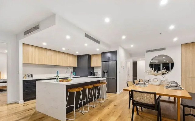Beach Street Luxury 3 Bed With Beach Bay Views