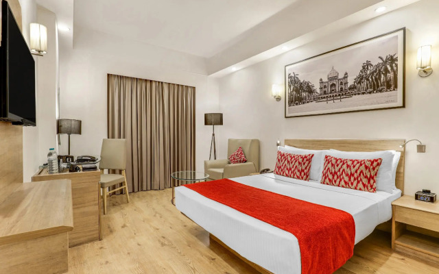 Lemon Tree Premier City Center Gurugram