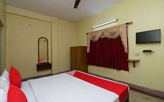 OYO 18668 Ananya Guest House