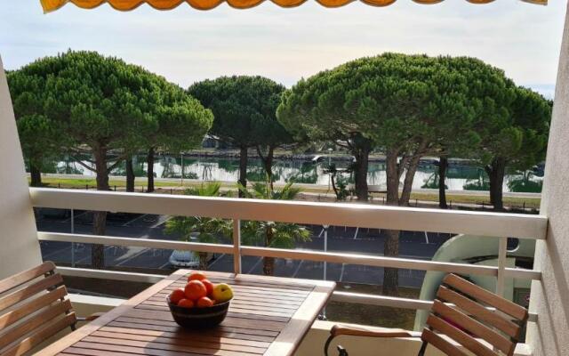 Studio Port Camargue Bord de Mer