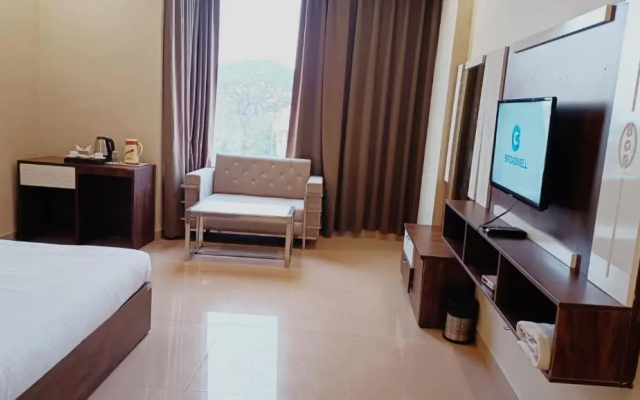 Hotel Emperor Paradise