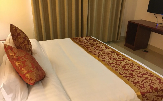 Yangshuo Mountain Top Retreat