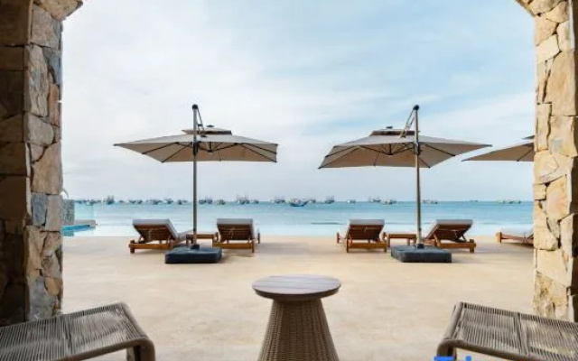 Haven Tide Resort – Beach – Beihai