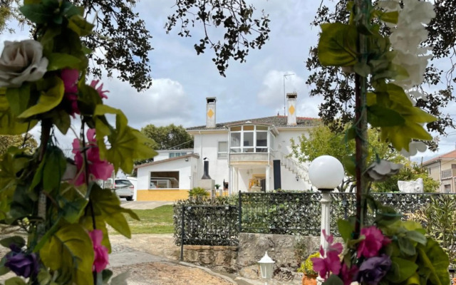 Villa Entre Encinas