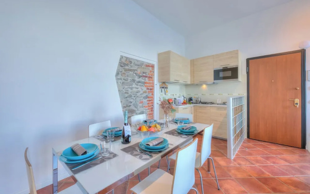 La Dolce Vita Pied Dans L' Eau