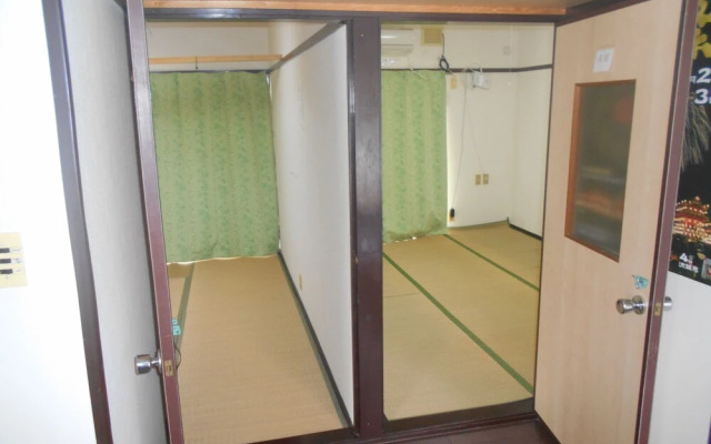 Guest House Nihon 1 Shuu - Hostel