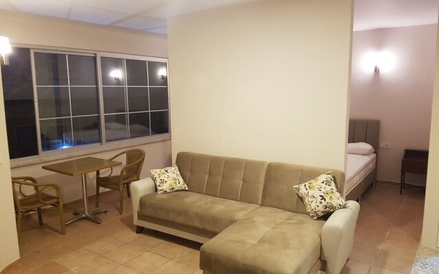 Selenya Apart Hotel