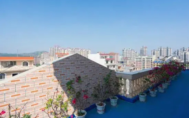 Dongxing Ruyi Hotel