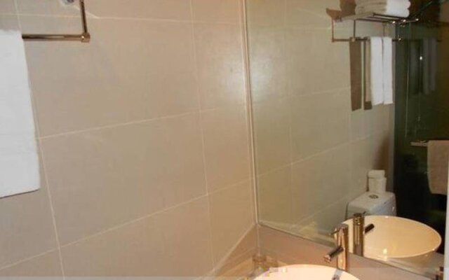 Ningbo Qingqishi Holiday Hotel