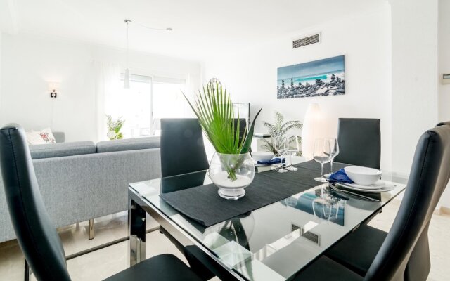 PP- Fantastic 2 bedroom apt with roof top terrace