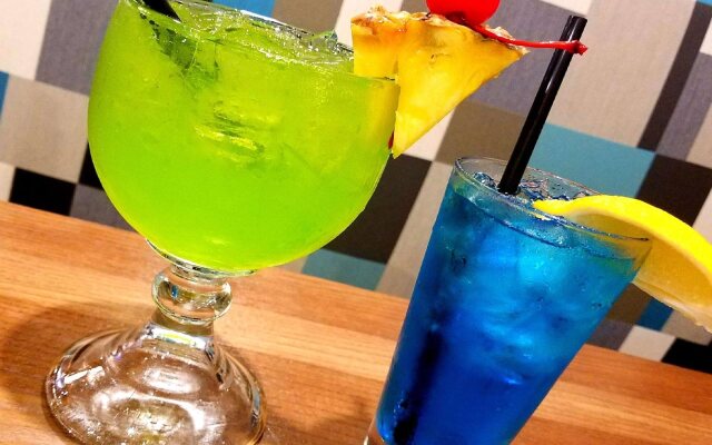 Hilton Palm Beach PBI