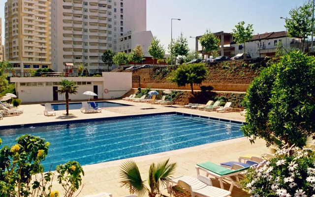 Apartamentos Jardins da Rocha