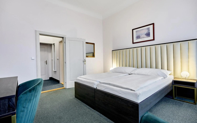 Hotel Maxim