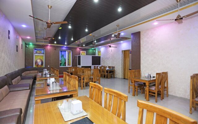 Hotel Sudhir by OYO Rooms