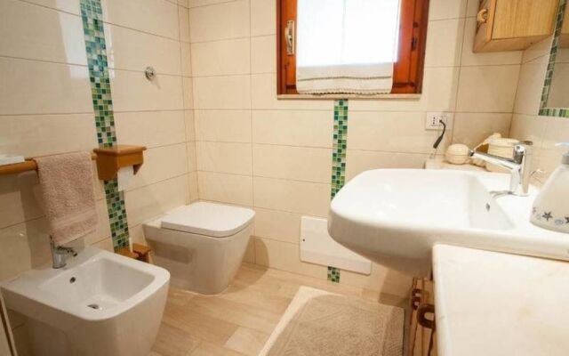 Strelitzia Holiday House