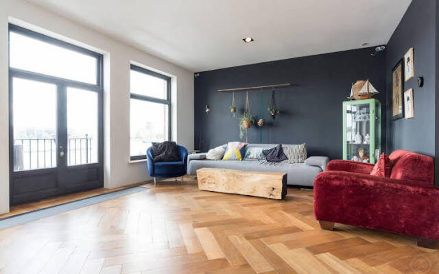 Western Docklands Area Apartments