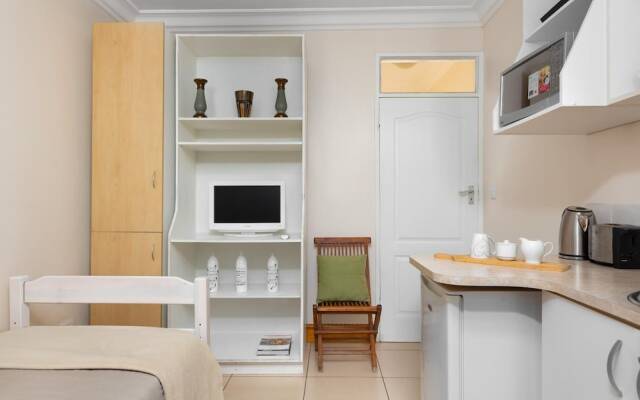 Thomson's Accommodation