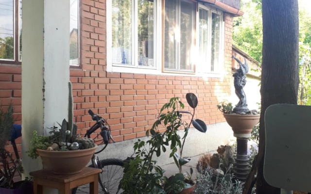 Garden house