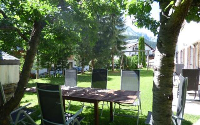 Apart-Pension Haus Arina