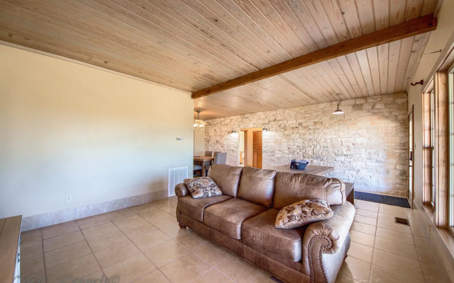 Pecan Farm Haus in Fredericksburg