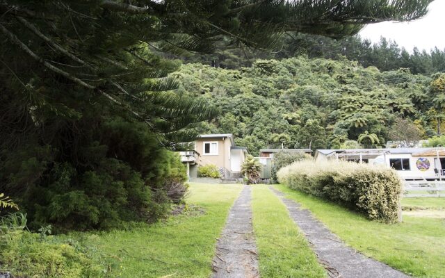 Lake Rotoma Kiwi Bach