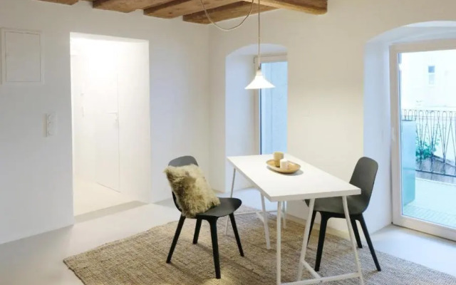 Herzige Wohnung In Altem Gemäuer
