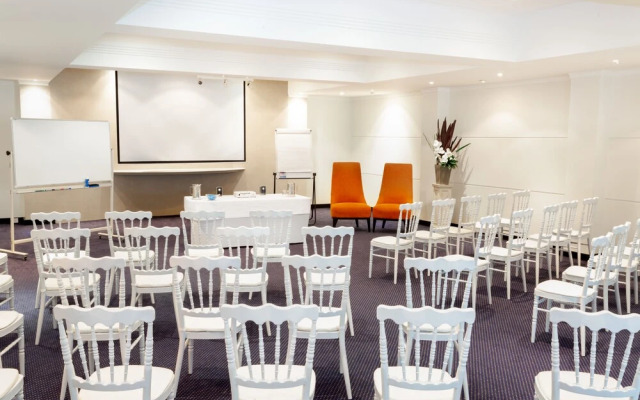 Metro Mirage Hotel Newport