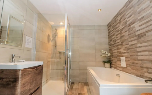 5 Rosedale Abbey