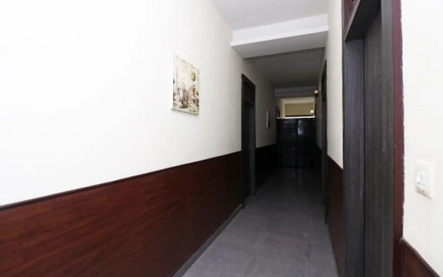 The Classic By OYO Rooms