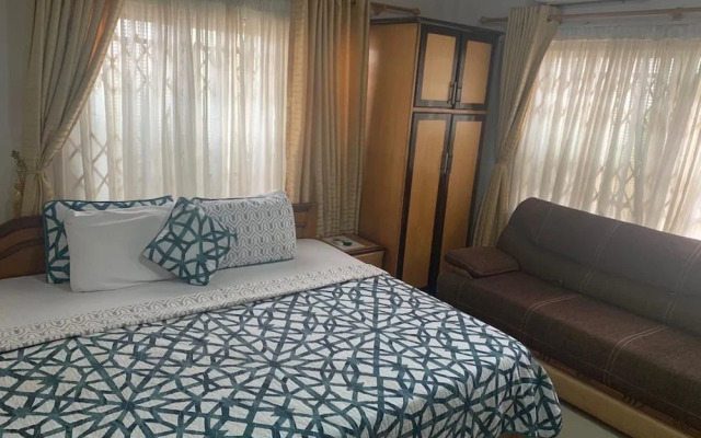 Monipee Hotel