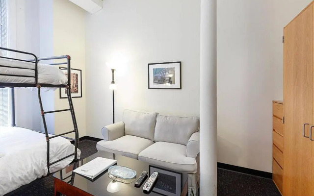 Studio Ready 4 Students & Traveling Professionals! 310