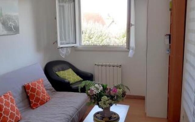 Apartment Avenue Pierre Corneille