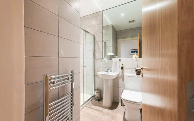 Braid Apartments by Mansley