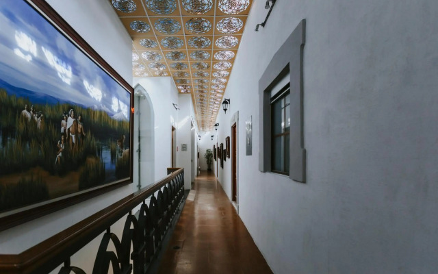 Dos Patios Querétaro Curamoria Collection