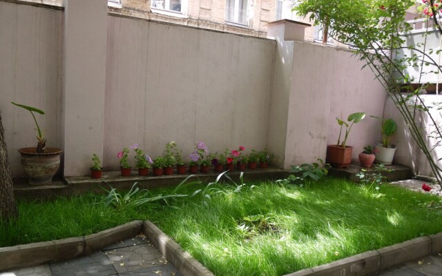 Family Hotel Mountain Scream