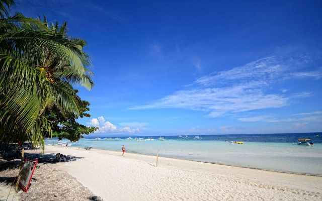 Dumaluan Beach Resort