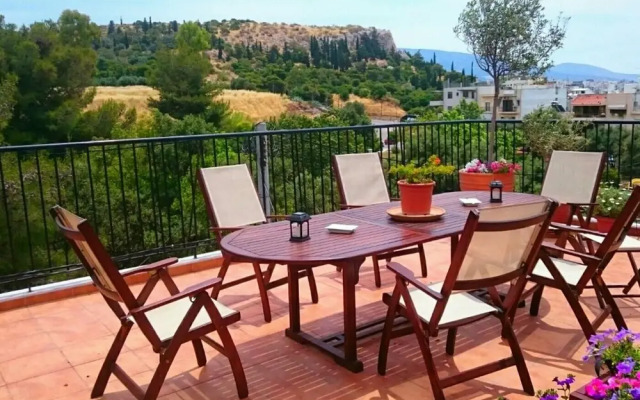 Spacious Apartment in Athens