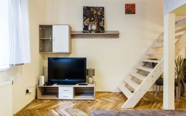 Balassi 27 Apartment